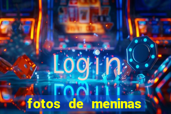 fotos de meninas fake cabelo cacheado